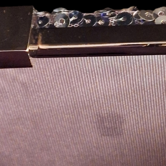 White House Black Market Gunmetal Ombre Sequin Evening Clutch Crossbody Chain - Picture 13 of 16